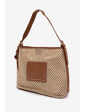 Beige kabelka s pleteným a přívěskem na léto Fayette