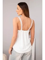 Dámská halenka na ramínkách s krajkovým zakončením bílá Dámská halenka na ramínkách s krajkovým zakončením bílá