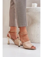 Kožené Sandály Na Jehlovém Podpatku S Ozdobným Náramkem CheBello 4440 Béžové