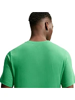 Pánské tričko Nike Club Tee, zelené, AR4997 306 Pánské tričko Nike Club Tee, zelené, AR4997 306