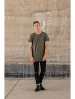 Build your Brand BY 028 Pánské tričko "Shaped Long" 56.0028 black