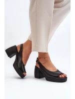 Zazoo 40376 Kožené sandály na masivním podpatku Černé Zazoo 40376 Kožené sandály na masivním podpatku Černé