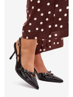 Lakovane Čerpadla S Otevřenou Patou A Pásky Černé Ravira