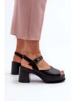 Dámské kožené sandály na podpatku Vinceza 66627 černé