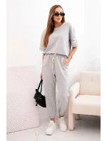 Dámský viskózový komplet s krátkým rukávem a nohavicemi šedý