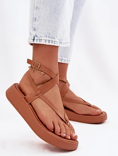 Sandy na platformě model 225397 Step in style