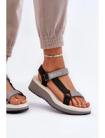 Dámské sandály na platformě a klíně Big Star NN274A054 šedé Dámské sandály na platformě a klíně Big Star NN274A054 šedé