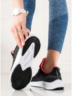 Krásné černé dámské  tenisky bez podpatku