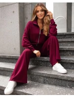 Dámský komplet ve vínové bordó barvě - mikina se stojáčkem a široké kalhoty (821109) Dámský komplet ve vínové bordó barvě - mikina se stojáčkem a široké kalhoty (821109)