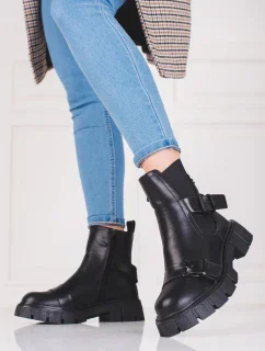 Krásné kotníčkové boty dámské černé na plochém podpatku