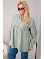 Dámská viskózová halenka Plus Size s volánovým rukávem a výstřihem do V khaki Dámská viskózová halenka Plus Size s volánovým rukávem a výstřihem do V khaki