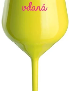 PIJU, PROTOŽE JSEM VDANÁ - žlutá nerozbitná sklenice na víno 470 ml