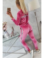 Velurová souprava s ozdobnými stuhami fuchsiová