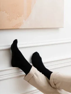 OBLEK PONOŽKY TENKÉ HLADKÉ 056