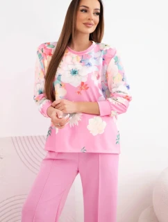 Dámský komplet z máslové viskózy s květinovým vzorem a širokými nohavicemi světle růžový