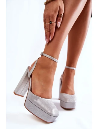 Sandály na podpatku  model 173740 Step in style