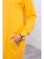 Šaty s kapucí hořčicové
