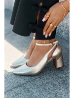 Kožené Lodičky Na Podpatku Maciejka K6816-25 Zlaté