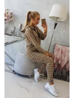 Sada s potiskem v barvě camel Sada s potiskem v barvě camel