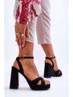 semišové sandály na čtvercovém podpatku Černé Powerful