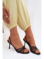 Dámské sandály na podpatku s pásky Černé Velivelle