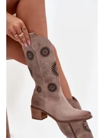 Semišové kožené dámské kozačky s perforovaným vzorem Zazoo 3852 Cappuccino