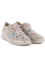 Dámské kožené polobotky na podpatku béžové barvy Vinceza 79603