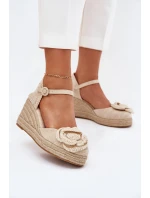 Dámské Sandály Na Klínu S Pletením A Háčkovanou Květinou Béžové Ismilea