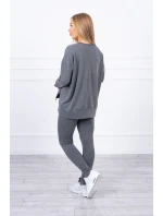 Souprava s oversize halenkou v grafitové barvě Souprava s oversize halenkou v grafitové barvě