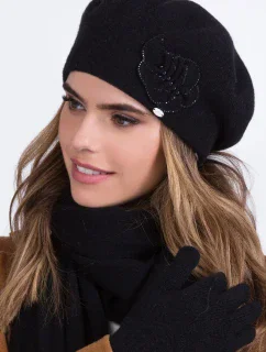 Kamea Justa barva: černá