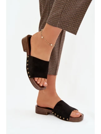 Dámské pantofle na ploché podrážce se zlatými nýty Černé Girella