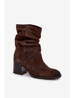 Kožené semišové kotníkové boty s rýhováním na podpatku Zazoo 1127 Čokoládové