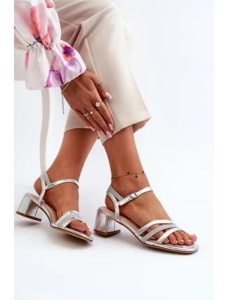 Dámské sandály na nízkém podpatku vyrobené z eko kůže Sergio Leone Silver Dámské sandály na nízkém podpatku vyrobené z eko kůže Sergio Leone Silver