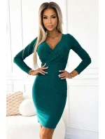 387-7 Přiléhavé šaty s obálkovým výstřihem a dlouhými rukávy - ZELENÉ se třpytkami