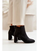 Zateplené Kotníkové Boty Na Podpatku S Zrcadlovým Prvkem Černé Silvare