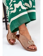 Dámské Sandály S Dekorací Na Plochém Podpatku Eko Semišové Tmavě Béžové Ralisses Dámské Sandály S Dekorací Na Plochém Podpatku Eko Semišové Tmavě Béžové Ralisses