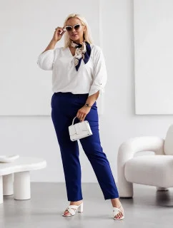 Tmavě modré elegantní dámské kalhoty plus size (728)