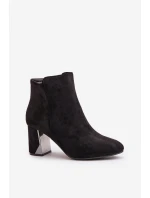 Zateplené Kotníkové Boty Na Podpatku S Zrcadlovým Prvkem Černé Silvare