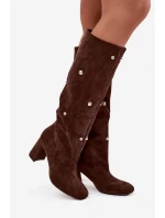 Dámské zateplené kozačky na podpatku s ozdobnými detaily Lucinda – čokoládové