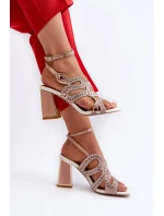 Dámské zdobené sandály na podpatku D&A CR952 růžové Dámské zdobené sandály na podpatku D&A CR952 růžové