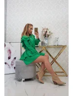 Šaty se svislými volány světle zelené Šaty se svislými volány světle zelené