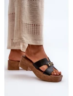 Zazoo 40412 Kožené Elegantní Dámské Žabky S Zlatým Ozdobou Černé Zazoo 40412 Kožené Elegantní Dámské Žabky S Zlatým Ozdobou Černé