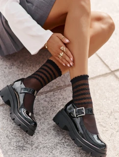 Lakovane Dámské Polobotky S Přezkou Černé Plikuria