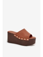 Dámské nazouváky na platformě s přezkami Camel Mareline