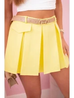 Dámské sukňové šortky se sklady a páskem žlutý