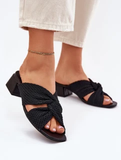 Dámské sandály na klínku Maciejka 06955-01 černé