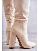 Klasické semišové boty na podpatku Béžová Tressa