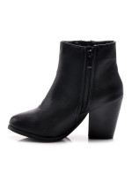 Parádní černé kotníčkové dámské boty s módním zipem