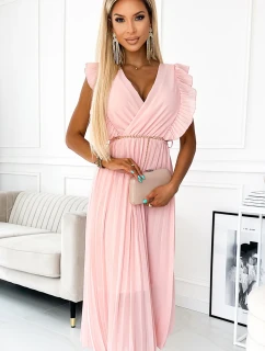 470-1 GIORGIA Plisované šaty s volánky, výstřihem a zlatým řetízkem - BRUSSWINE