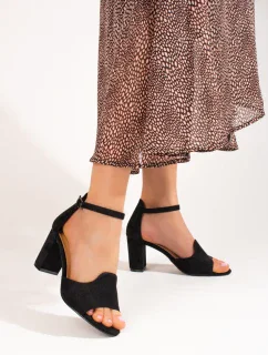 Originální černé sandály dámské na širokém podpatku